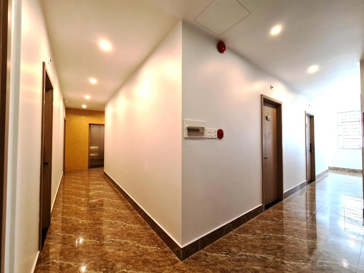 Dong Hai Hotel _ Rạch Giá Exterior foto